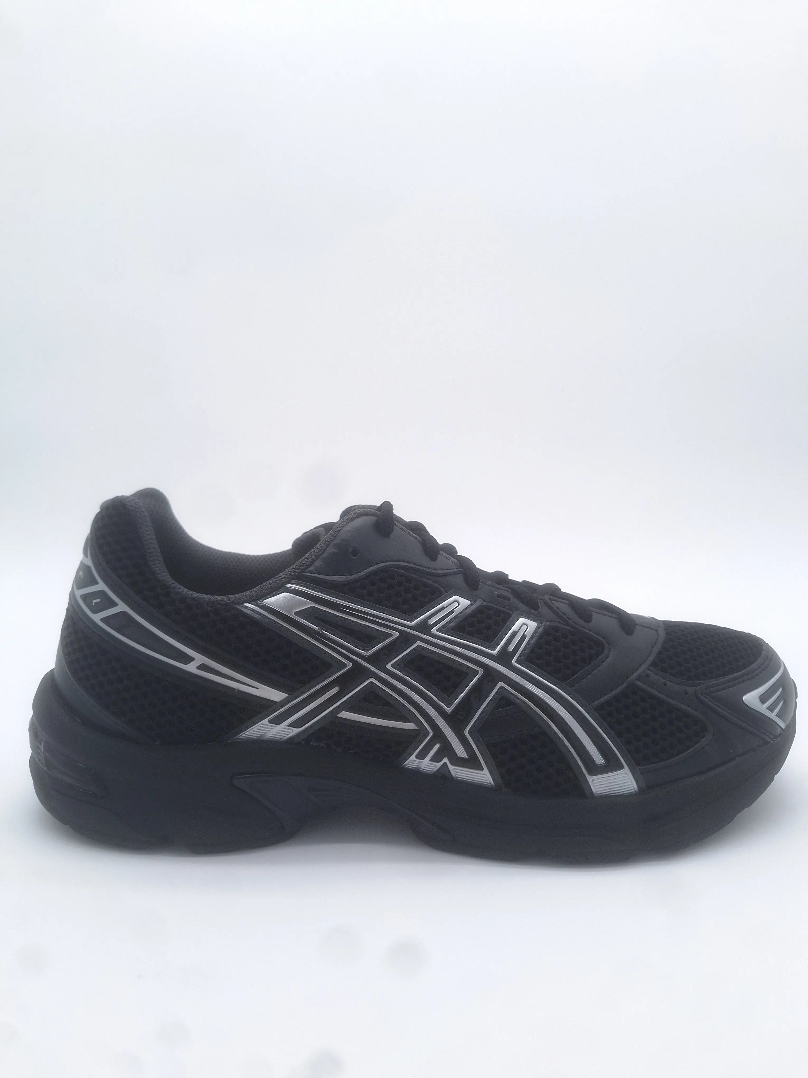 ASICS - GEL-1130 noires - Pointure 44 Asics
