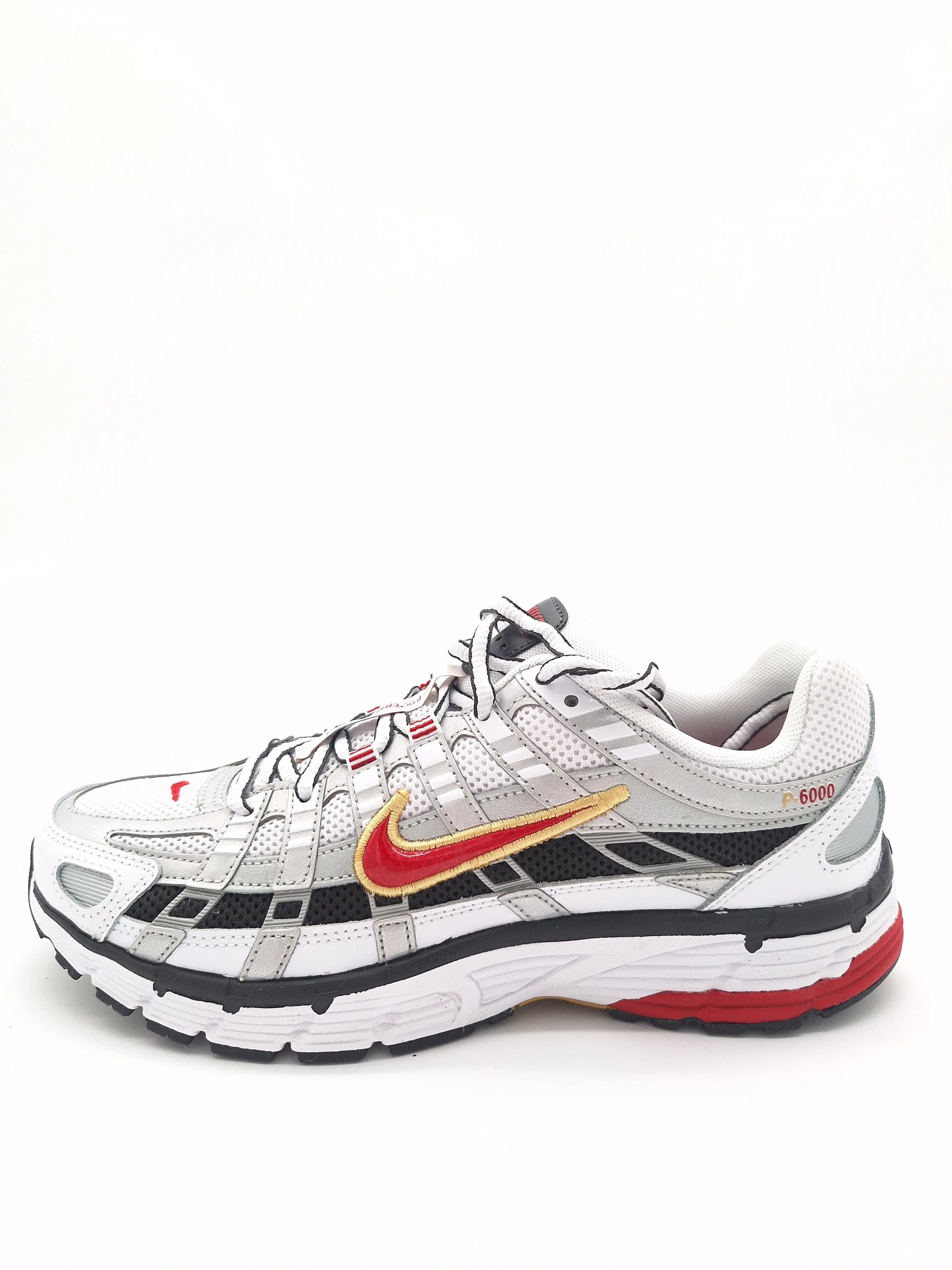 NIKE - Baskets pour femme - P-6000 Nike