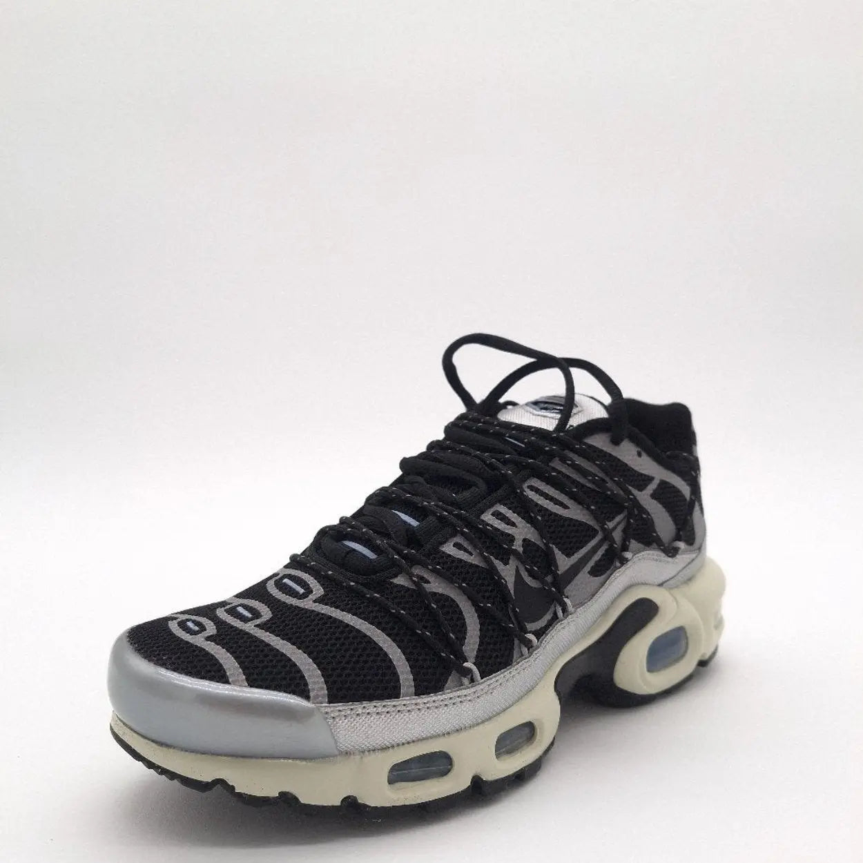 Nike Air Max Plus Lace Toggle Black Grey Nike air max