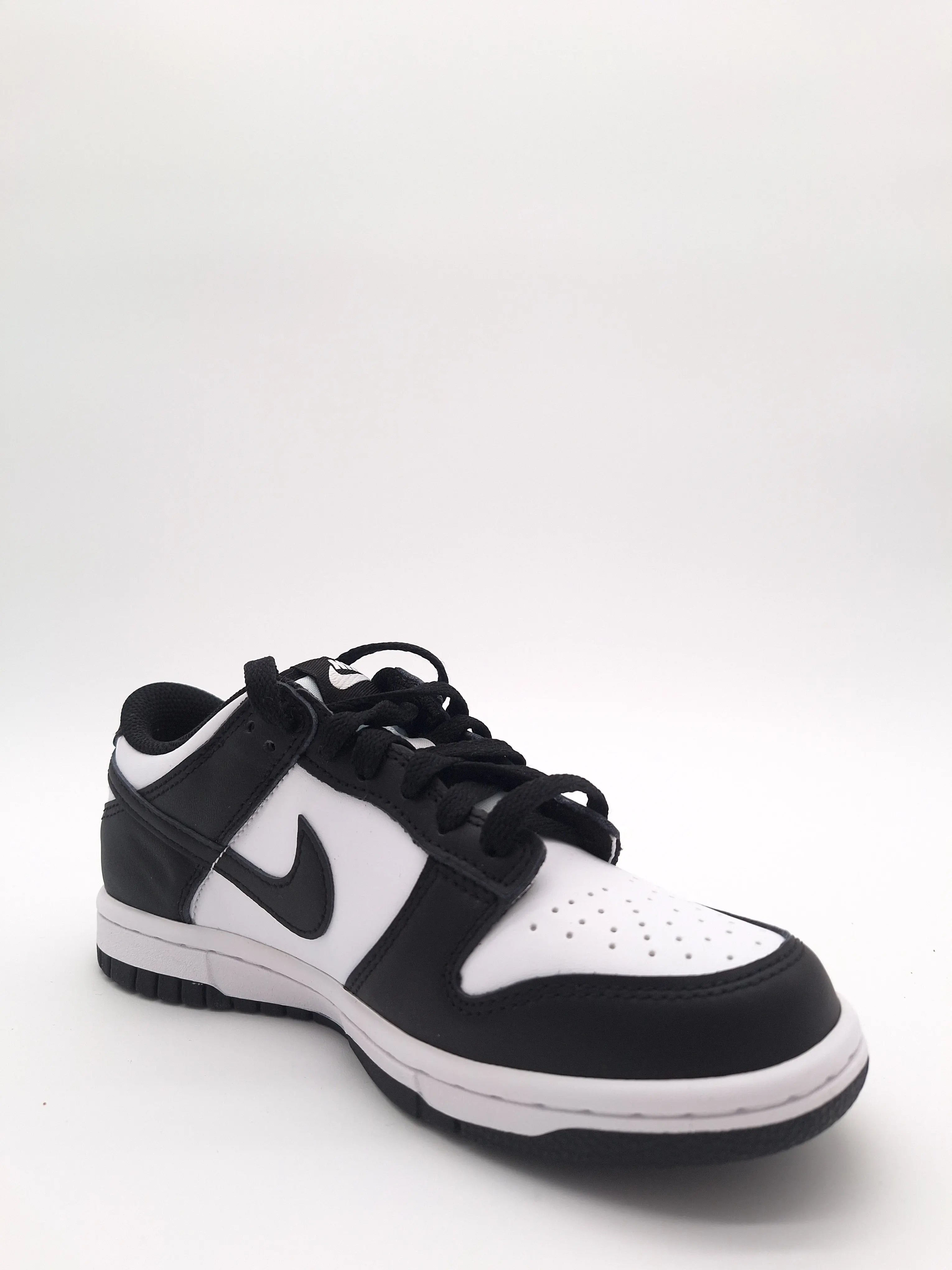 Nike Dunk Low Panda Nike